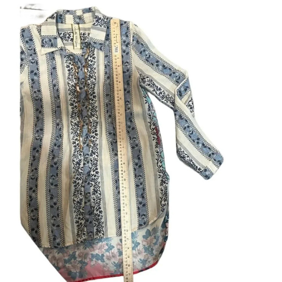 Anthropologie Aratta Silent Journey Top with amazing detail EUC - Picture 9 of 9